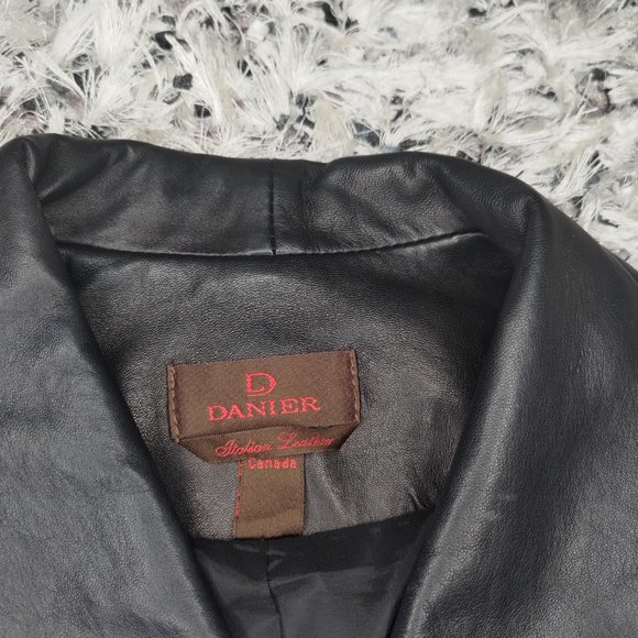 Danier Retro Black Leather Jacket 70s Style - Picture 2 of 5